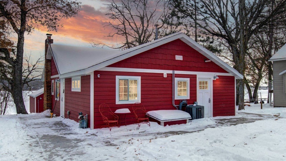 Clear Lake House | Cozy red cabin on Briggs Lake Chain w/boat house