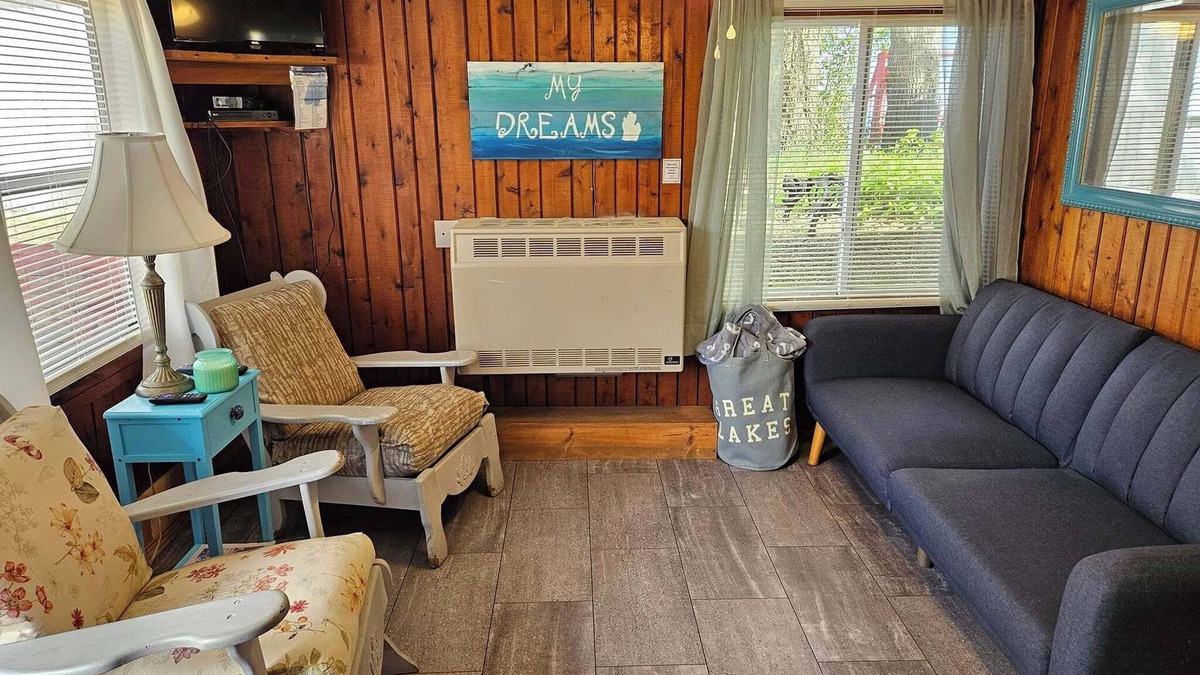 Oscoda Cottage | Cozy Regatta Cottage on Great Lake Huron