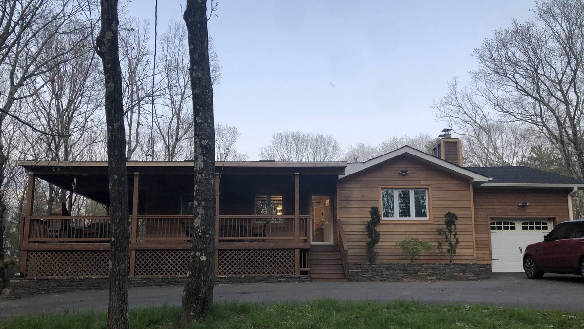Catskill House | Cozy/Relaxing House in Catskill Mountains w/ hot tub & firepit