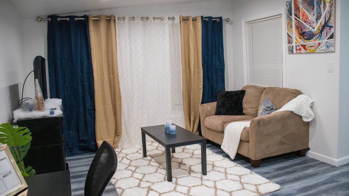 Fair Haven Heights House | Cozy remodeled private Home/ 5 mins from golf course!