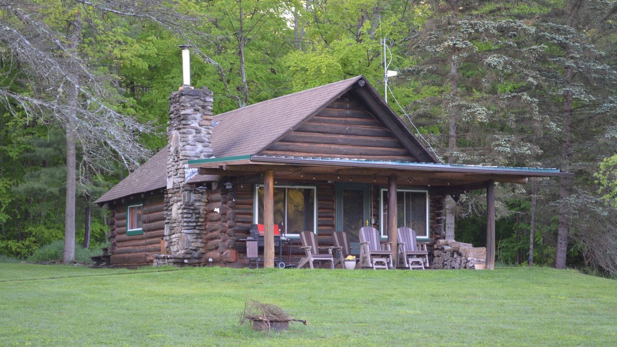 Scio Cabin | Cozy, remote cabin situated on 250+ acres.