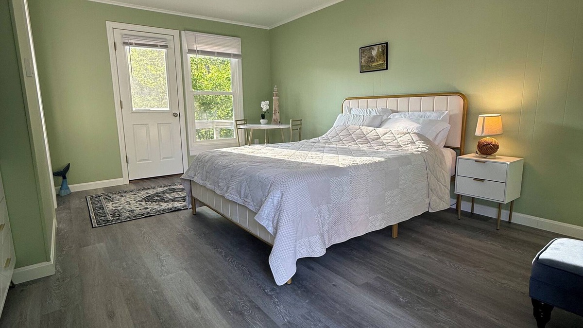 Boothbay Cabin | Cozy Renovated Cabin in Central Boothbay– Peaceful, Private, Close to Everything