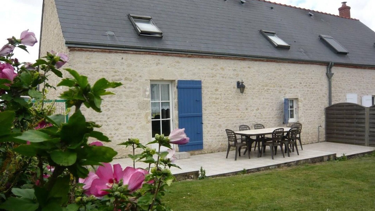 Epieds-en-Beauce Cottage | Cozy renovated cottage with garden, Wi-Fi and pets welcome near Orleans