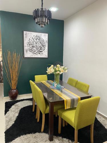 Lumut House | COZY Residence Homestay Teluk Senangin Lumut