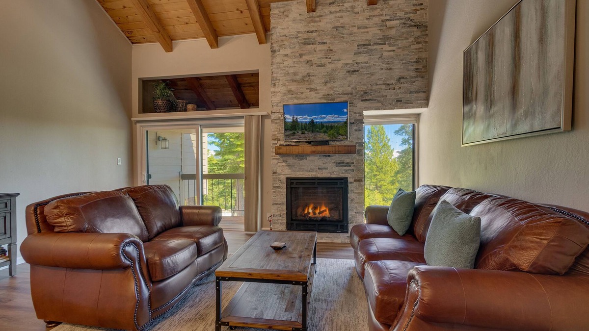 Carnelian Woods Condo | Cozy Retreat: 1 BR, 2 BA Condominium in Carnelian Bay, Sleeps 5