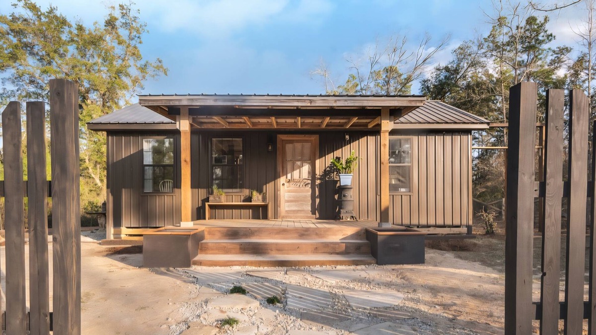Marianna Cabin | Cozy Retreat Cabin Getaway