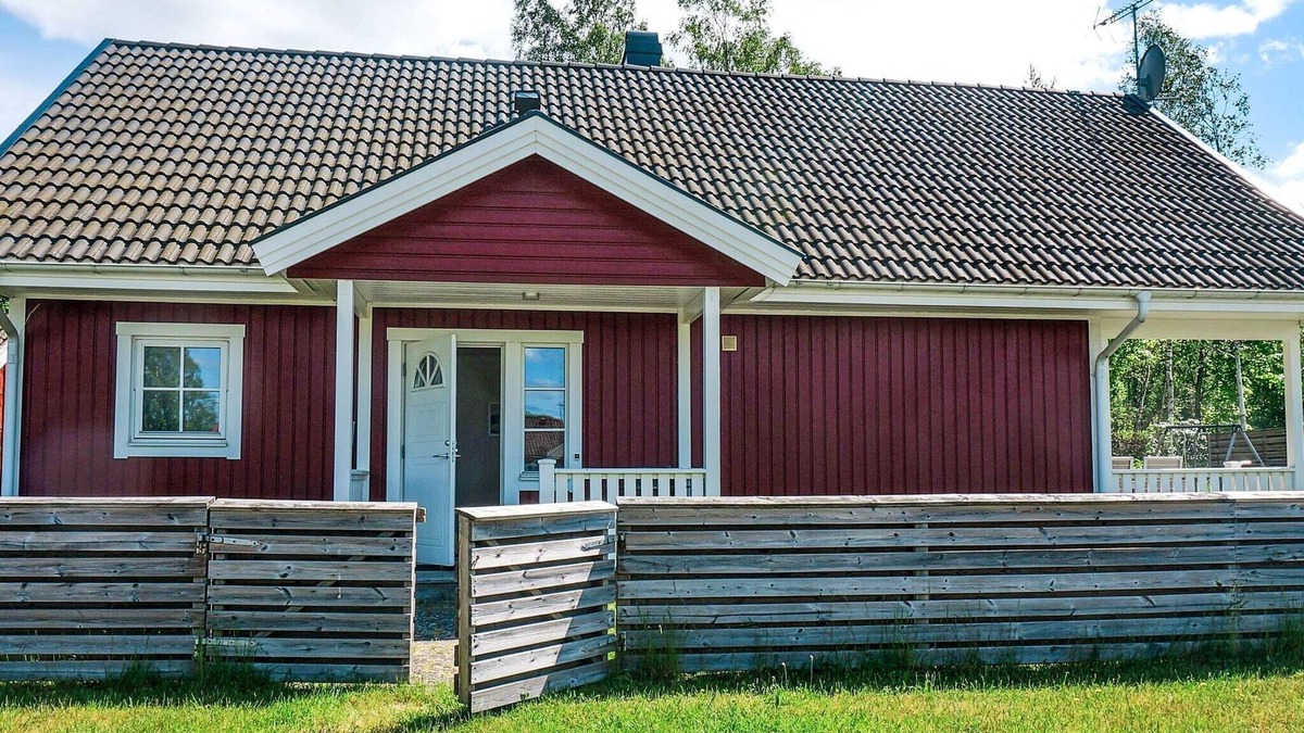 Unnaryd House | Cozy Retreat in Unnaryd Oasis-By Traum