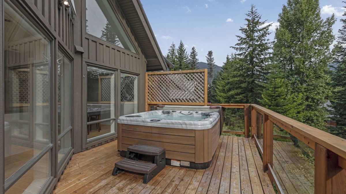 Whistler Cabin | Cozy Retreat just outside of Whistler Village