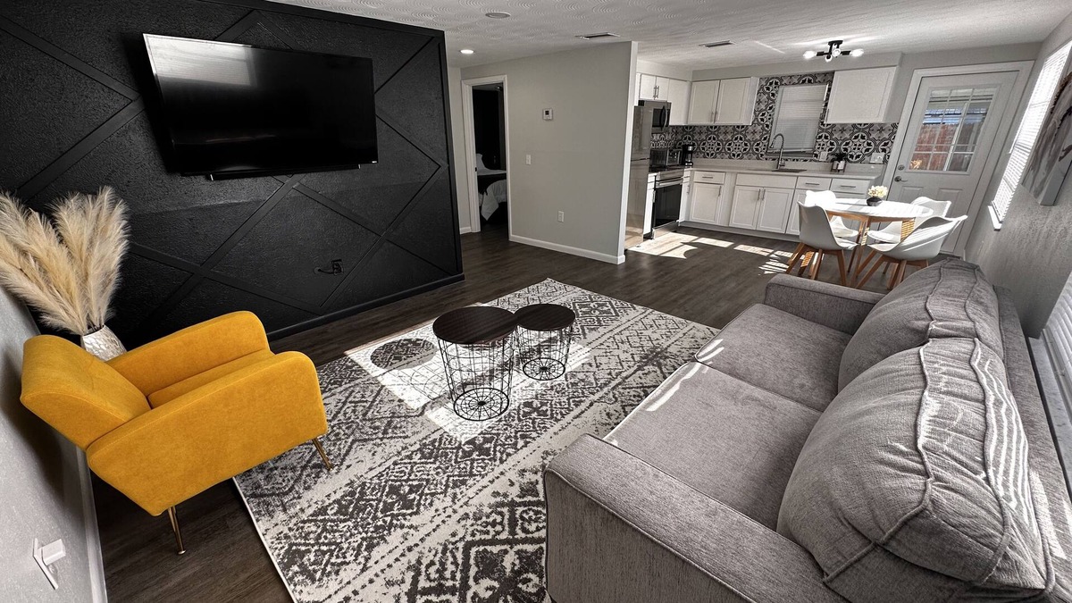 Downtown Zephyrhills House | Cozy Retreat Near Downtown Zephyrhills