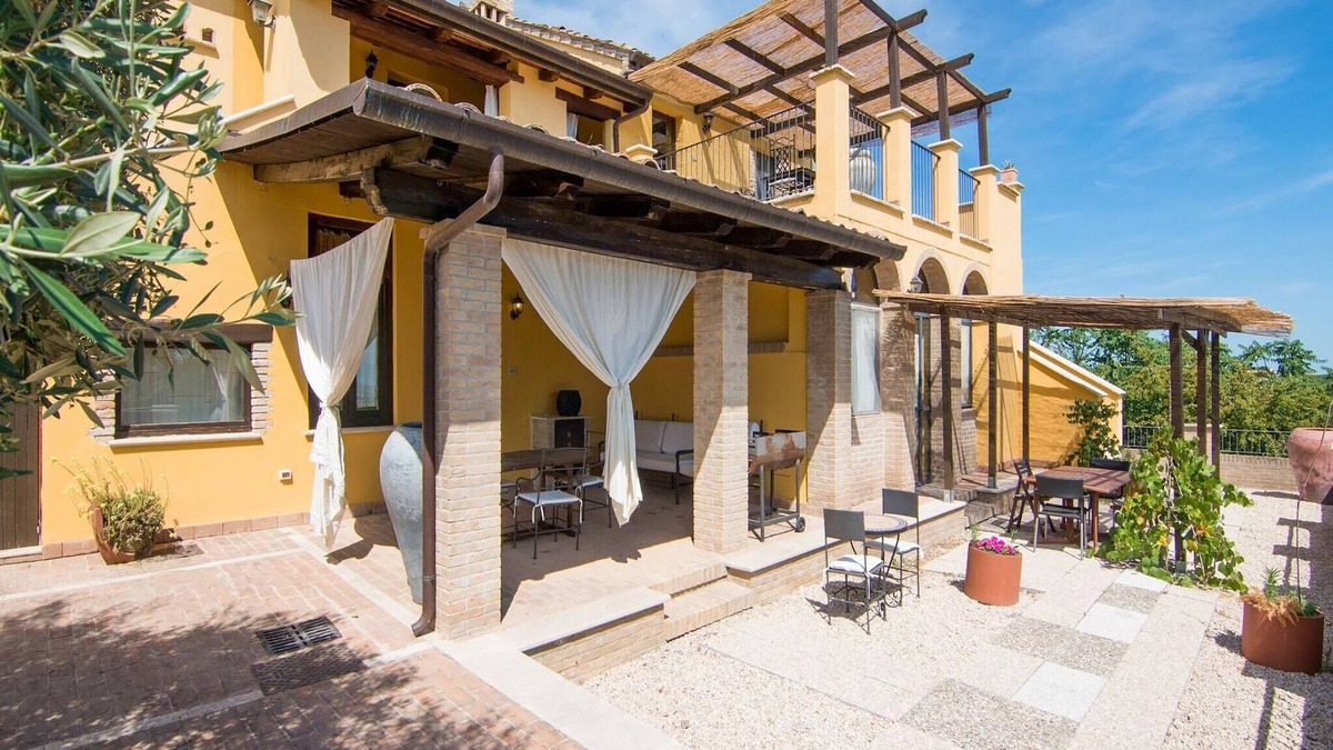 San Savino Apartment | Cozy Retreat with Garden