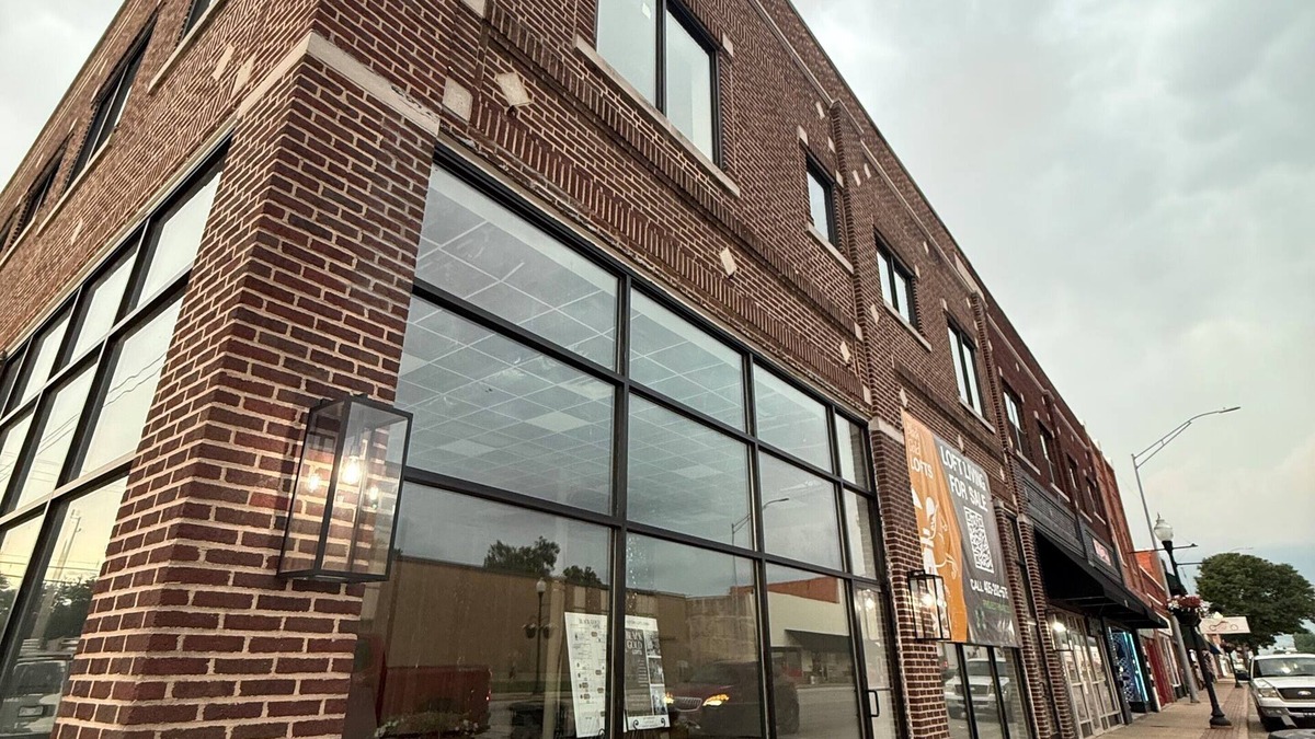 Skiatook Apartment | Cozy retreat with historic character in Downtown Skiatook