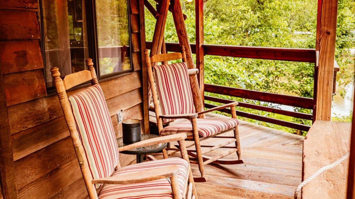 Haverhill Cabin | Cozy River Cabin in the Trees