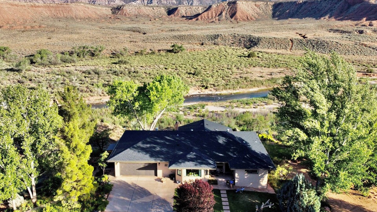 Virgin Apartment | Cozy RIVERFRONT Apt, at Zion NP, Views Views Views!