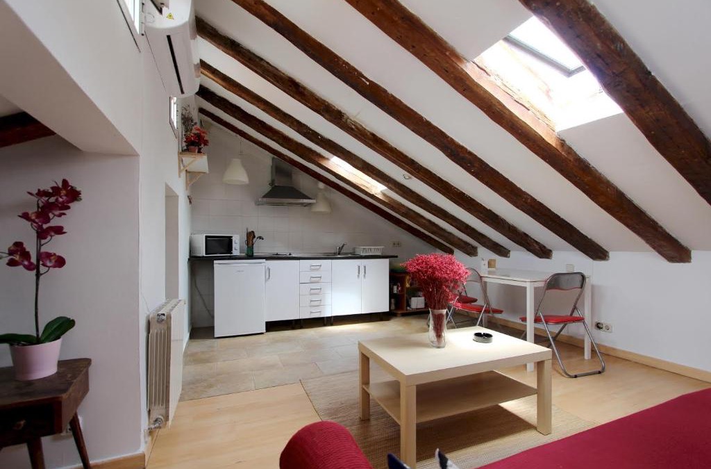Malasana Apartment | COZY ROMANTIC MALASAÑA