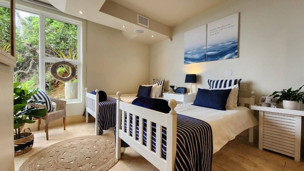 Herolds Bay Bed & Breakfast | Cozy Room with Stunning Ocean View in Herolds Bay, South Africa