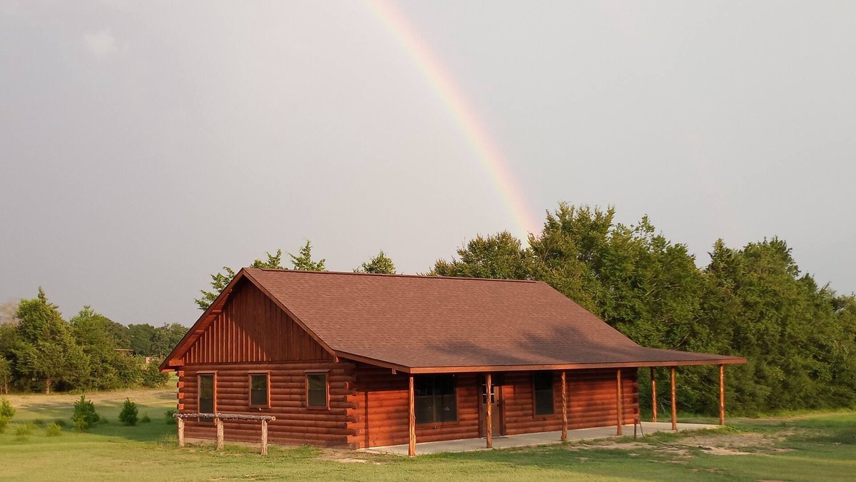 Bryan Cabin | Cozy rural cabin near Texas A&M University