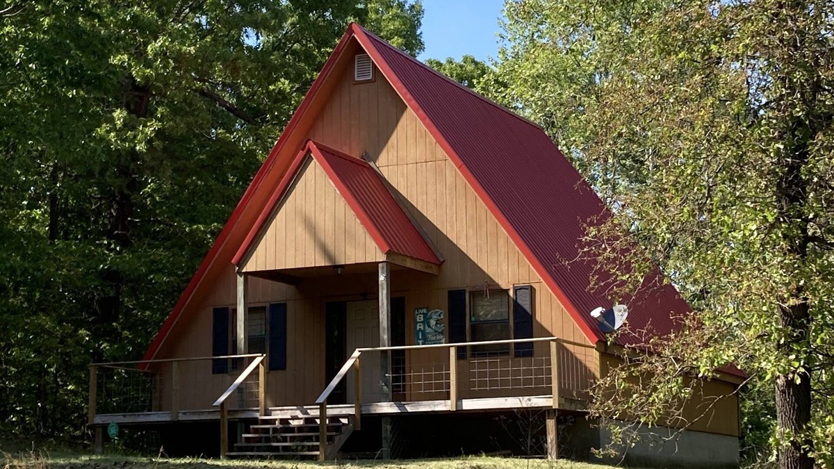 Eucha House | Cozy Rustic Cabin in the Woods near Grand Lake