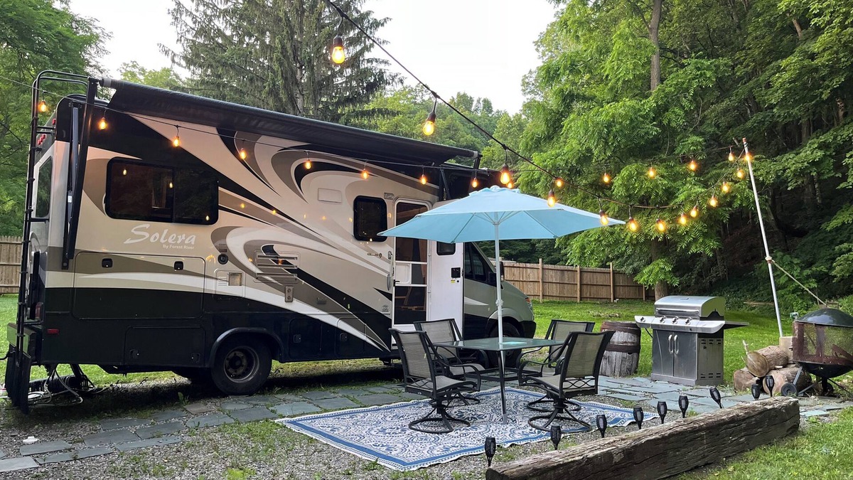 Marietta House | Cozy RV in Lovely Marietta with WiFi