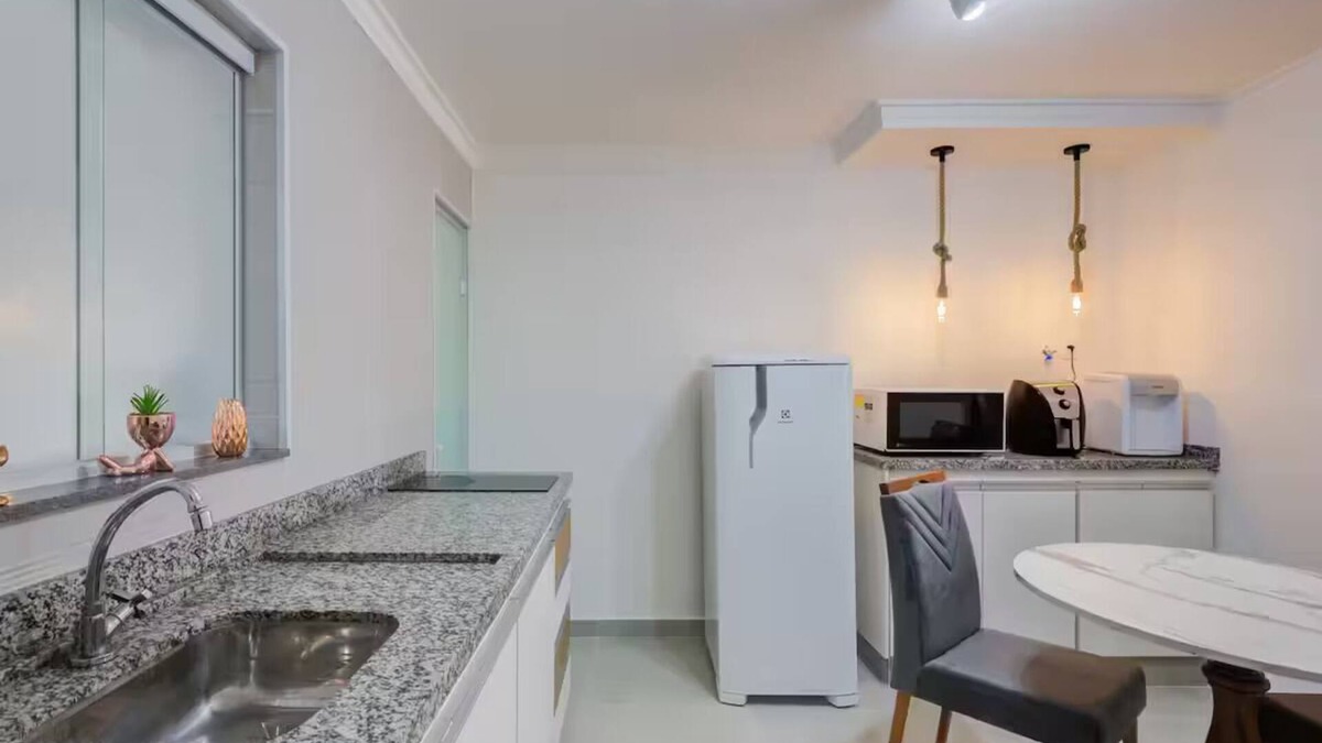 Santo Andre Apartment | Cozy space with Wi-Fi and air conditioning