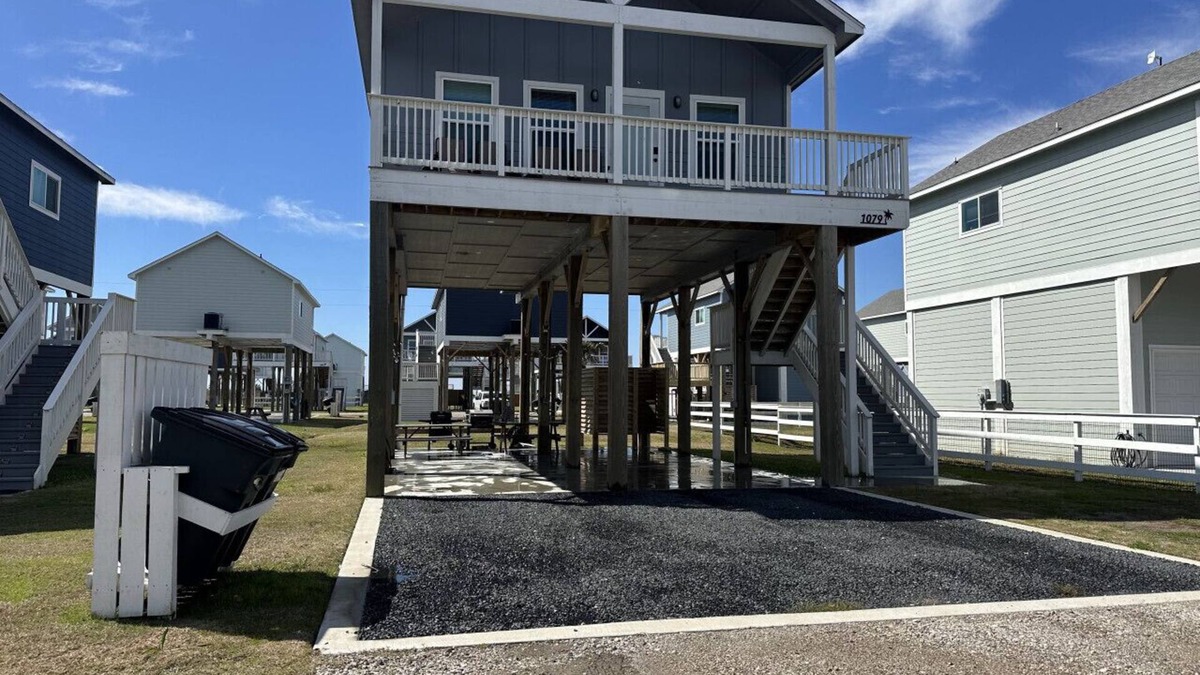 Gilchrist Cottage | Cozy Seaside Cottage Escape