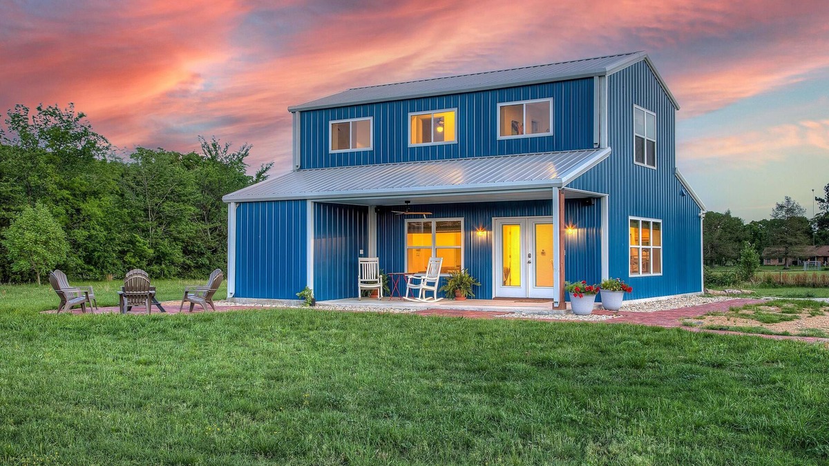 Greenville Cottage | Cozy, secluded country home on acreage and pond! *Wild Blue Yonder*