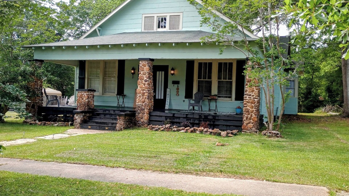 McComb House | Cozy single family home overflowing with Southern charm and modern appeal.