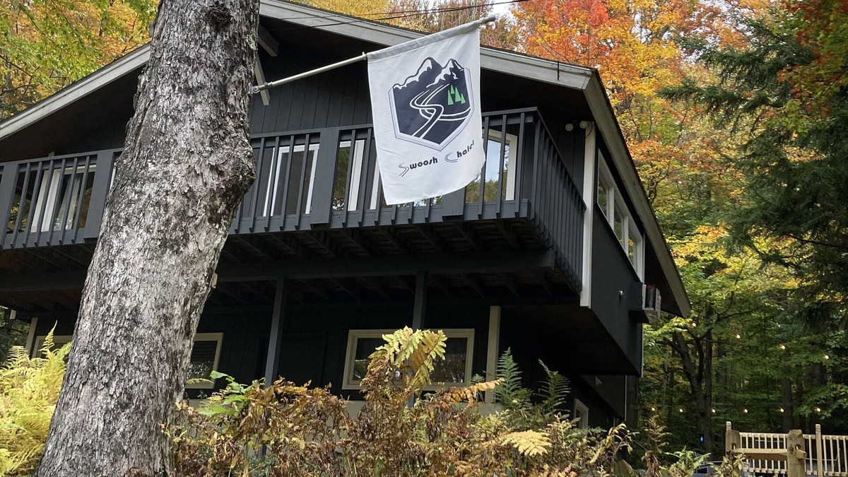 Wilmington Ski Chalet | Cozy ski chalet - w/Assoc amenities. 10 mins from Mount Snow