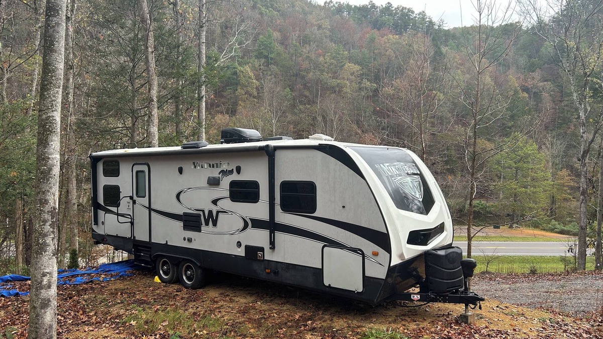 Walland House | Cozy Smoky Mtn RV with WiFi and Heat/AC near Cades Cove