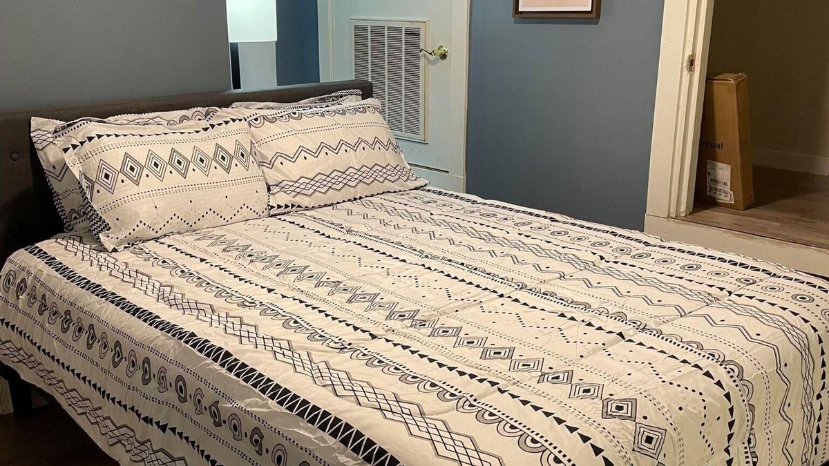 Waynesboro Apartment | Cozy Space in Downtown Waynesboro Close to Parkway, BR Tunnel, 151