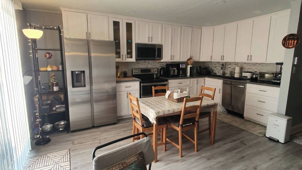Forest Park Condo | Cozy spacious 1-bedroom condo in enjoyable Forest Park with fitness room, WiFi
