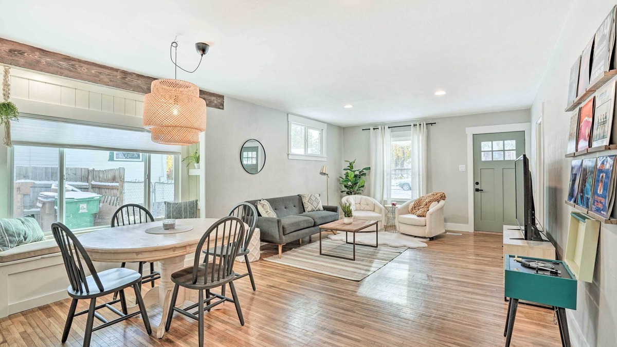 South Perry District House | Cozy Spokane Getaway Near Golfing & Skiing!