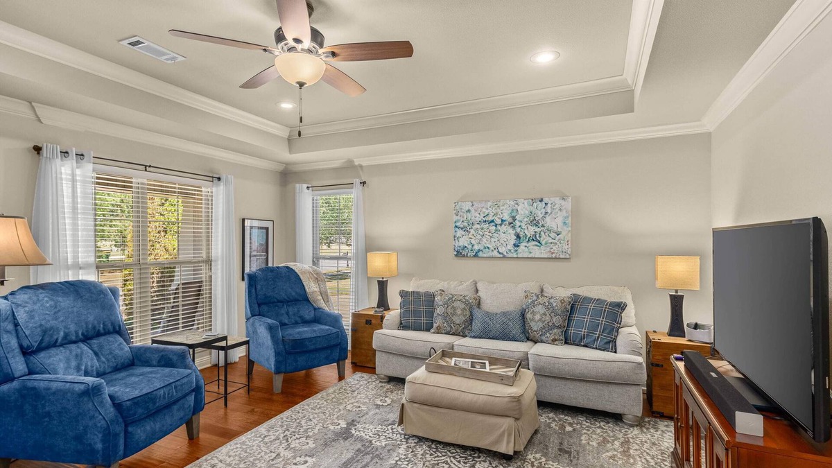 Springdale House | Cozy Springdale Retreat Near Univ. and Town