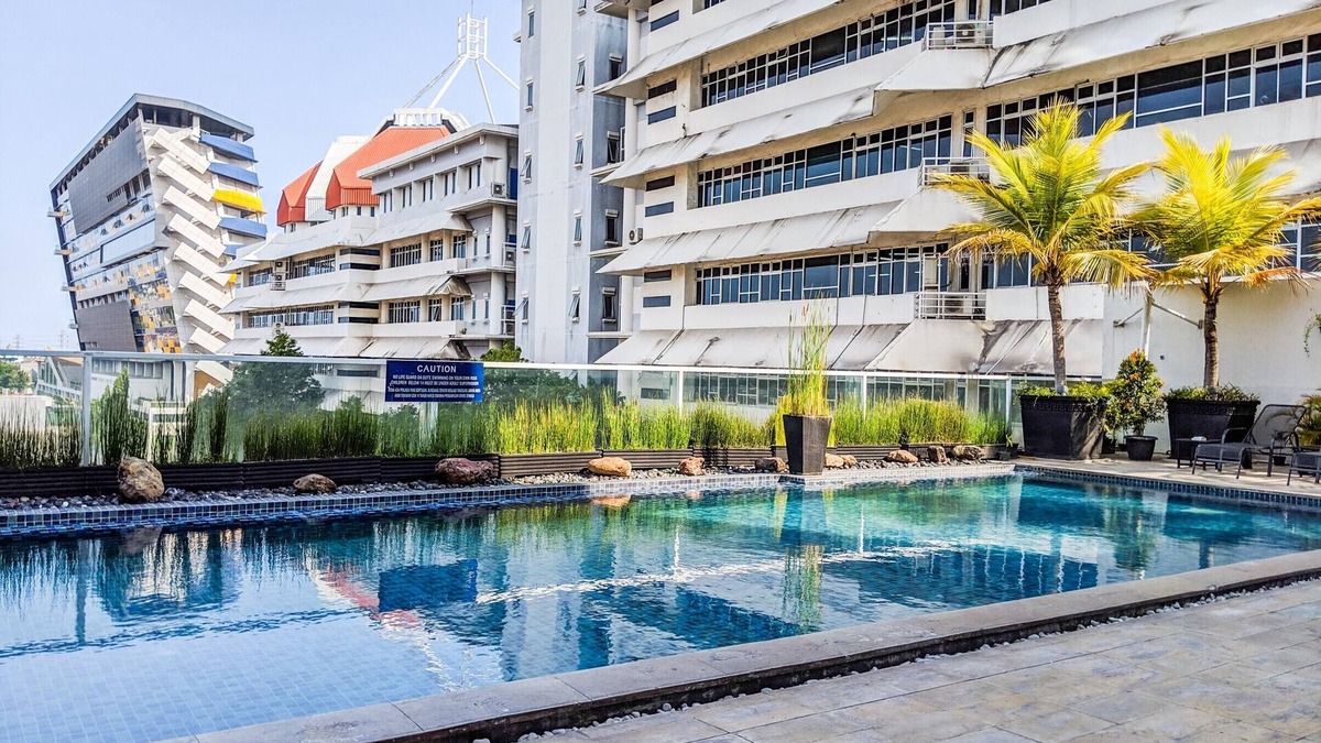 Siwalankerto Apartment | Cozy Stay 2Br At The Square Surabaya Apartment