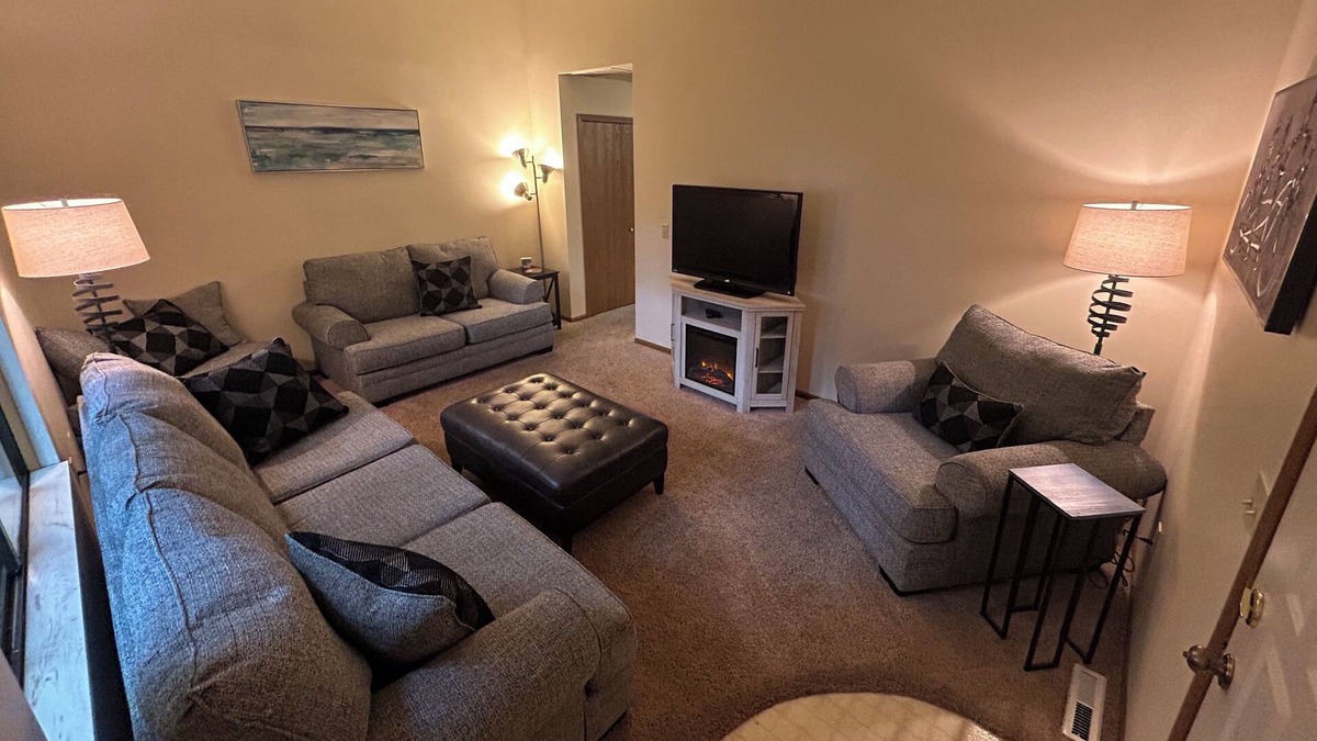 Saginaw Apartment | Cozy Stay on Cabaret