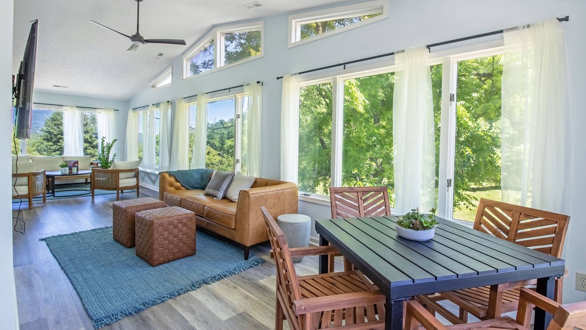 Roseland House | Cozy stay with hot tub, mountain views & kid cave.