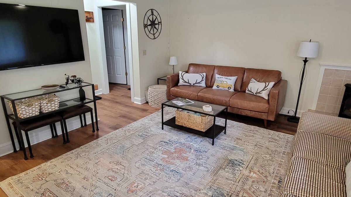 Stowe Area Condo | Cozy Stowe Getaway steps away from Rec Path, Food, and Fun!