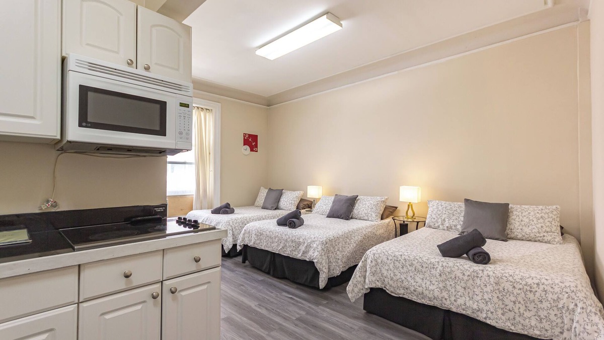 Midtown South Apartment | Cozy STUDIO 3 Full beds in Midtown