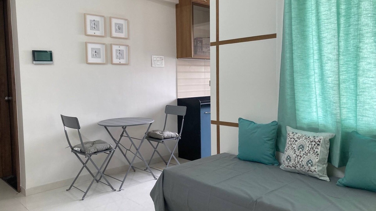 Bavdhan Apartment | Cozy Studio Apartment at Bavdhan: Connected to Pune's ITHub