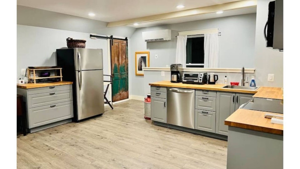 Culpeper Apartment | Cozy Studio Apartment!