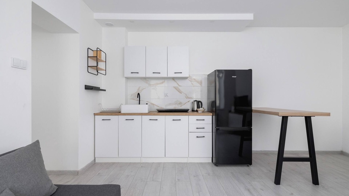 Chorzow Apartment | Cozy Studio Chorzow by Renters