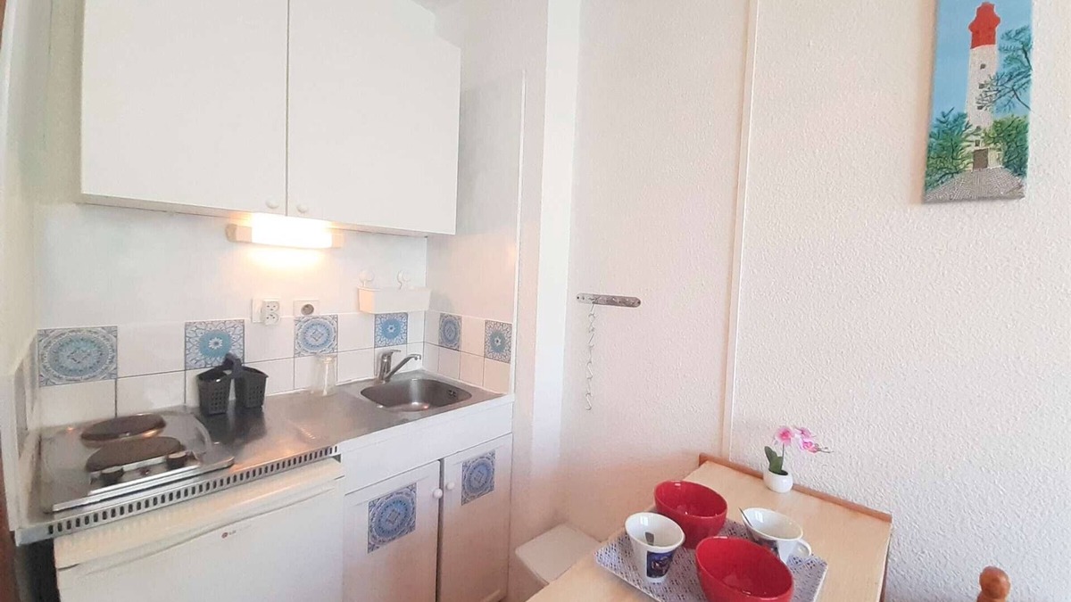 Piau Engaly Apartment | Cozy Studio for 4 in Piau Engaly, Ski Storage, Equipped Kitchen, TV, Ideal for Families