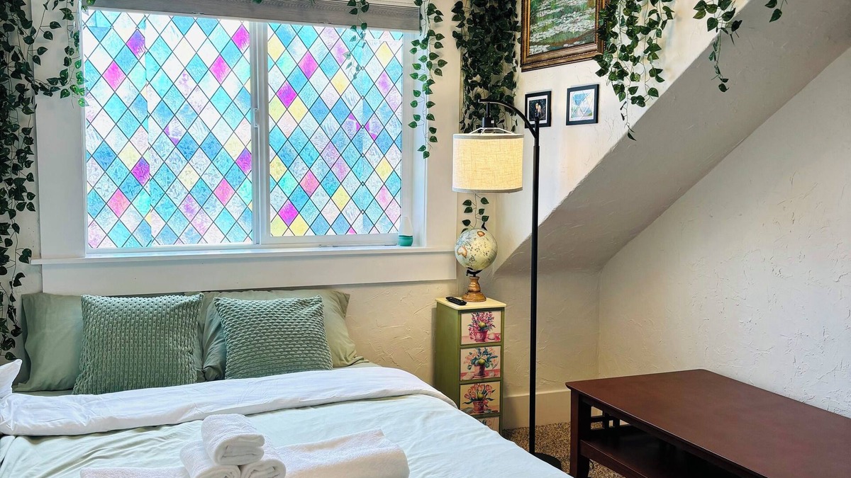 South End House | Cozy Studio Ghibli theme stay in Tacoma