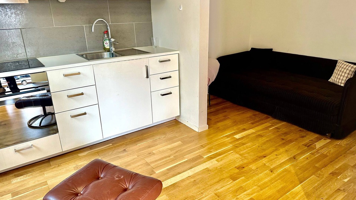 Hasselby Apartment | Cozy Studio in Hasselby , Stockholm