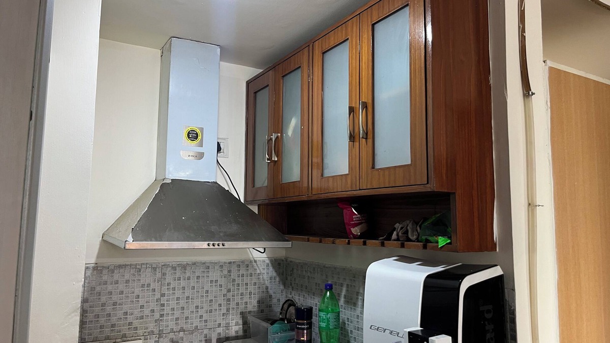 Jaypee Greens Apartment | Cozy studio in welcoming Greater Noida with WiFi, AC