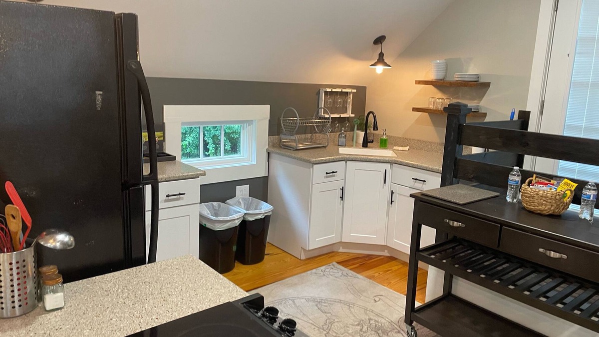 Tolland Apartment | Cozy Studio Loft