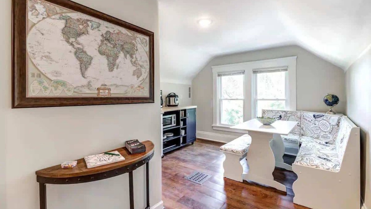 Cleveland Apartment | Cozy studio near Cleve Clinic, Case