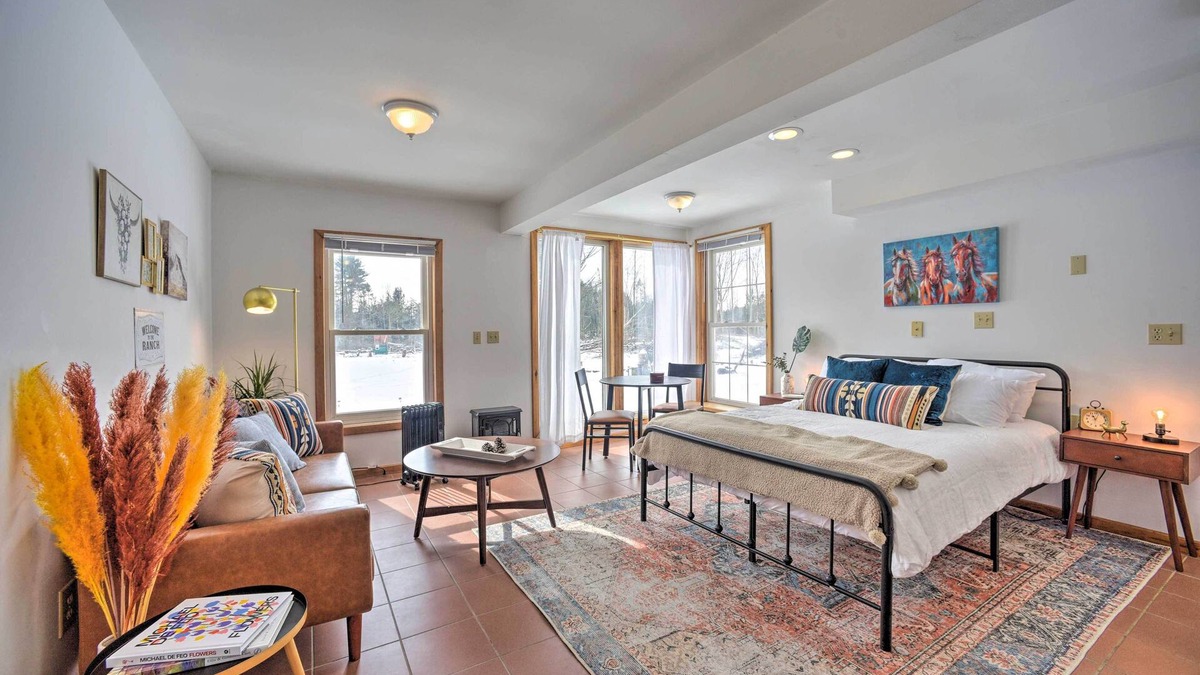 Greenfield Center Apartment | Cozy Studio on Secluded 55 Acres w/Fire Pit!
