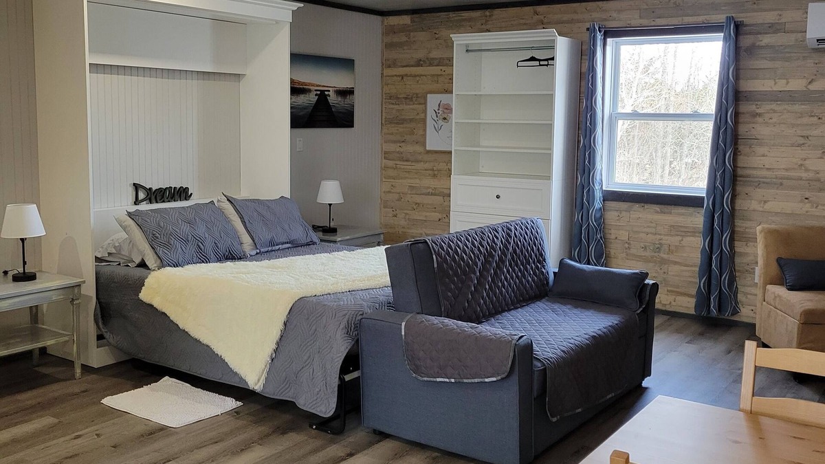 Vernon River Apartment | Cozy Studio Suite, close to walking trail and golfing!