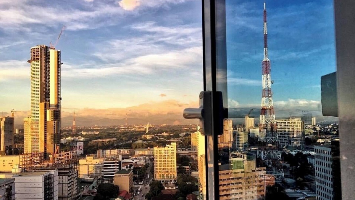 South Triangle Apartment | Cozy Studio with a Great View in Quezon City near ABS-CBN,The Beech,Vertis North