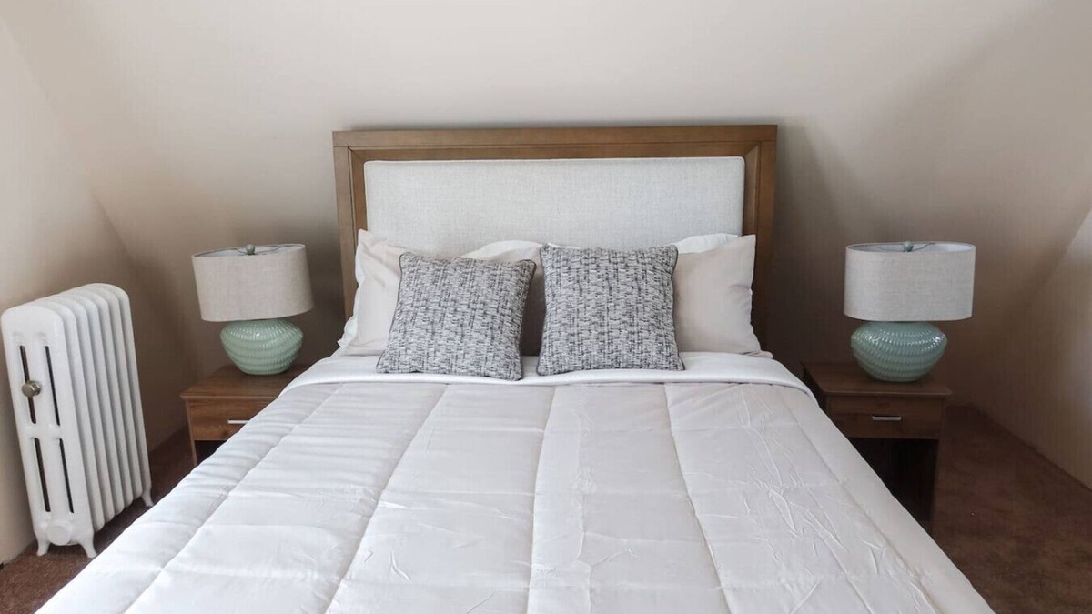 West Orange Apartment | Cozy studio with AC and WiFi in nice West Orange